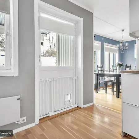 Lägenhet Entire In Near Oslo 2 Bedrooms, Kitchen, Terrace & Easy Bus And Train Access