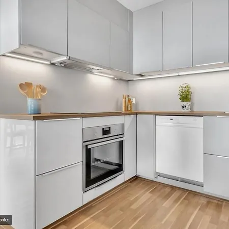 Apartamento Entire In Near Oslo 2 Bedrooms, Kitchen, Terrace & Easy Bus And Train Access Asker
