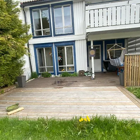 Apartamento Entire In Near Oslo 2 Bedrooms, Kitchen, Terrace & Easy Bus And Train Access Asker